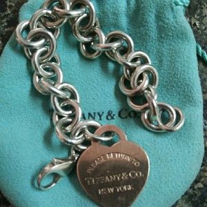 Tiffany Bracelet with Rose coloured heart